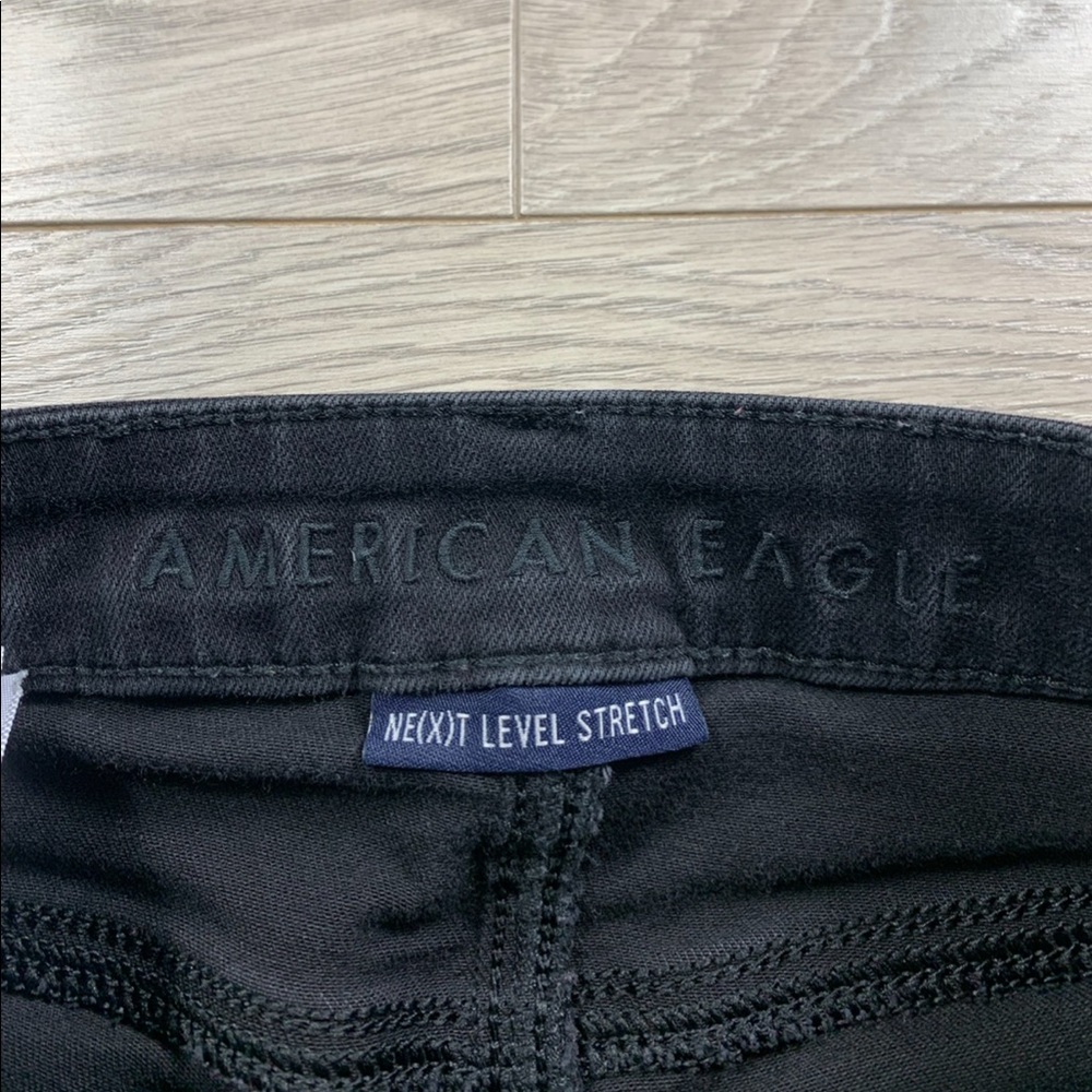 AEO Black Distressed Super Hi-Rise Jegging - Picture 9 of 15